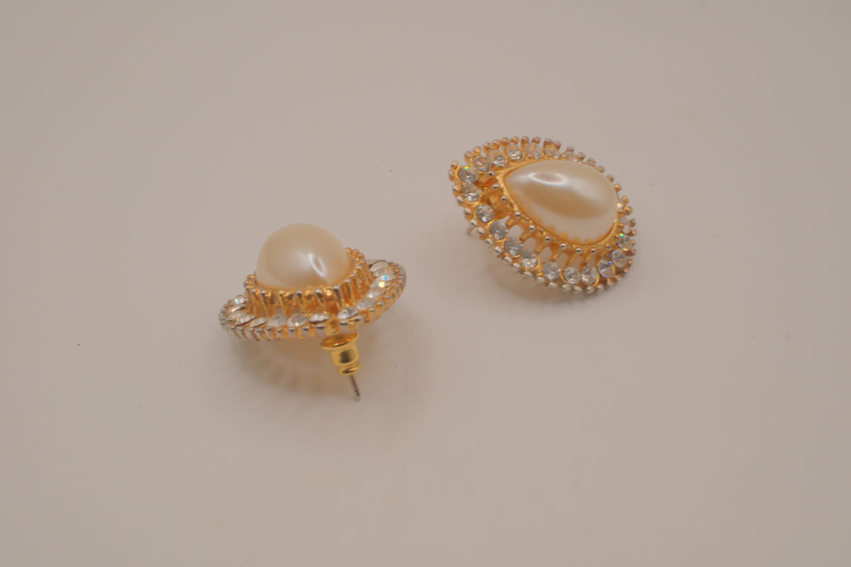 Vintage gold-tone teardrop faux pearl earrings