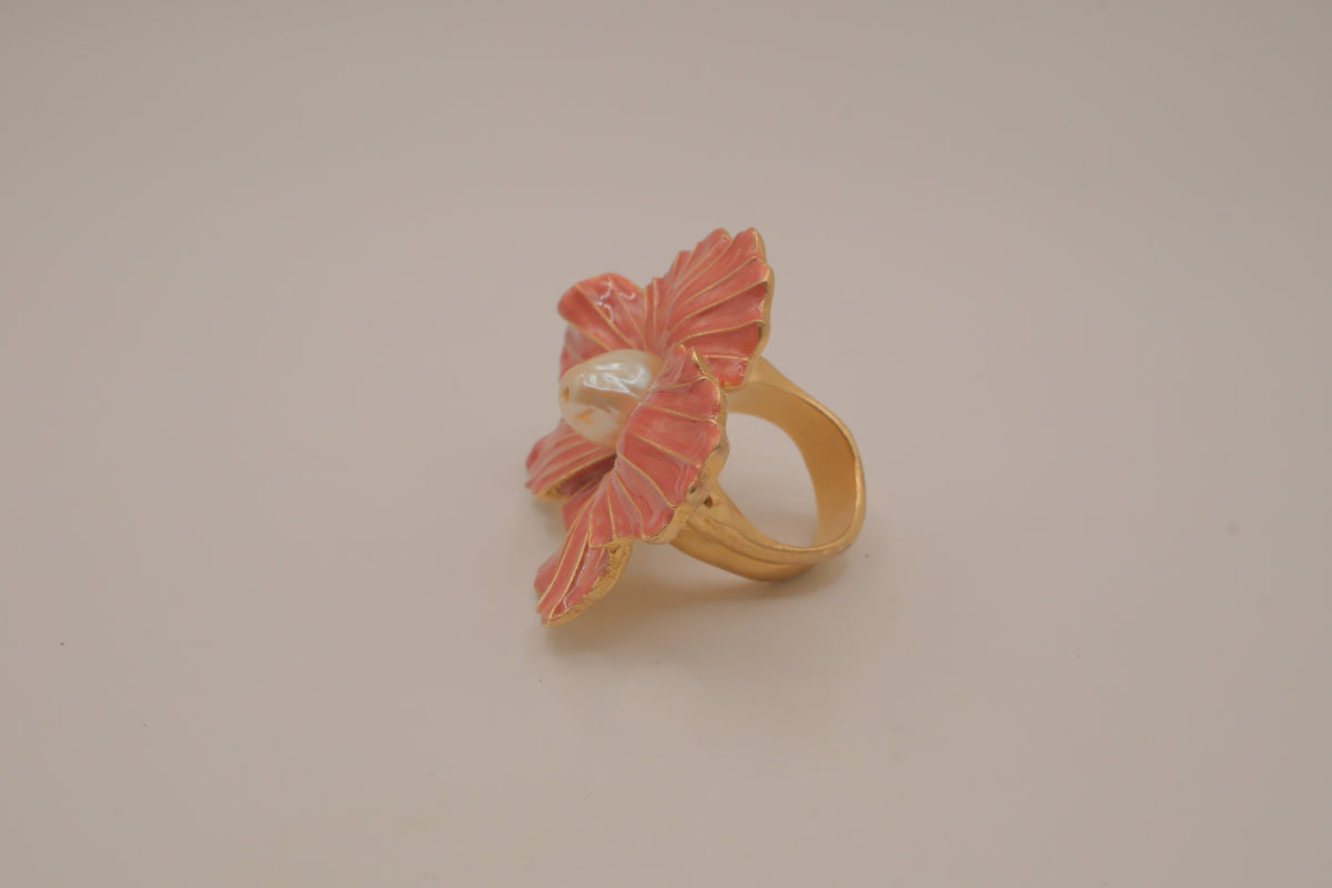 Vintage Coral-pink enameled flower statement ring