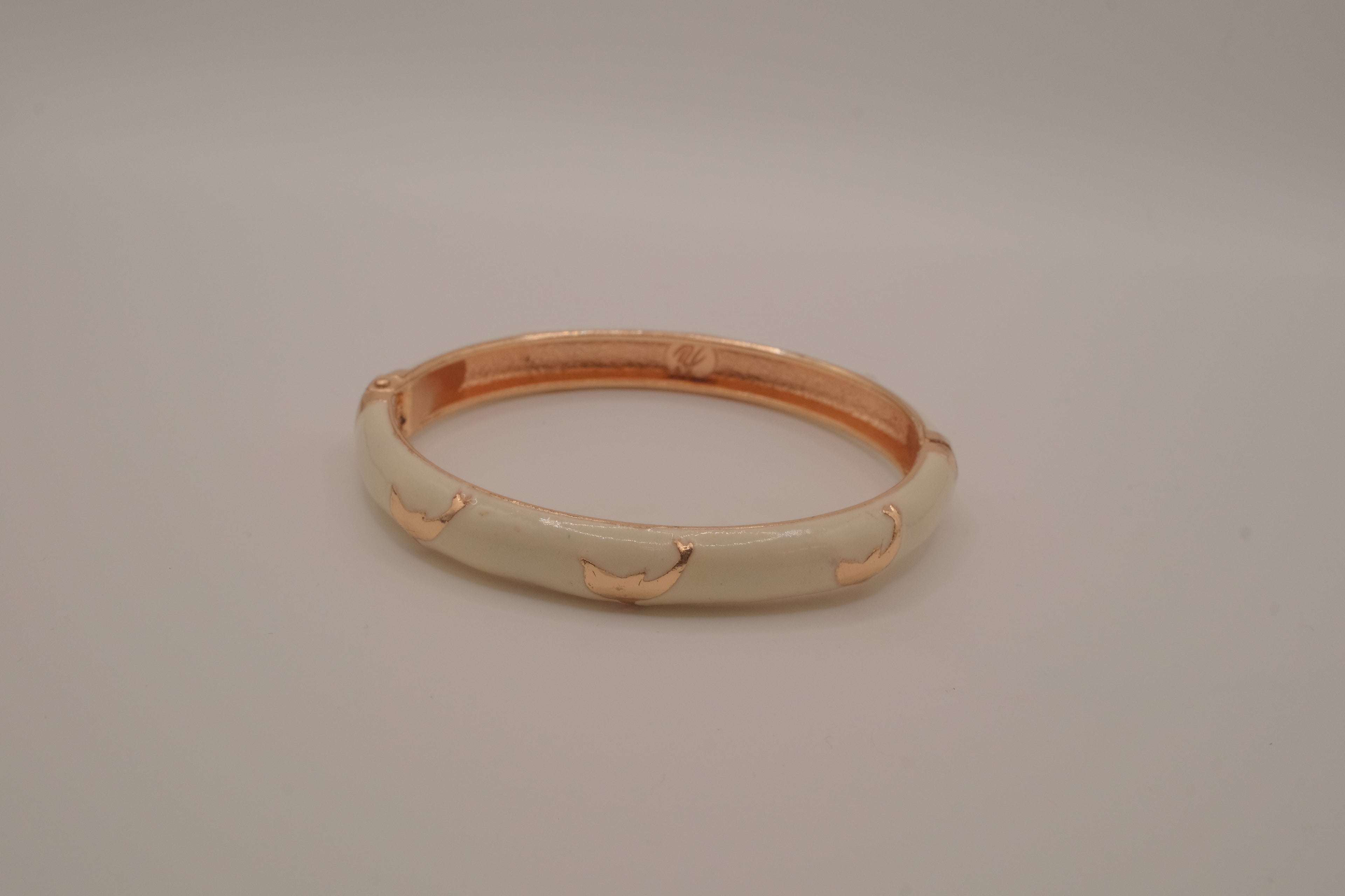 Dolphin enamel hinged bangle bracelet