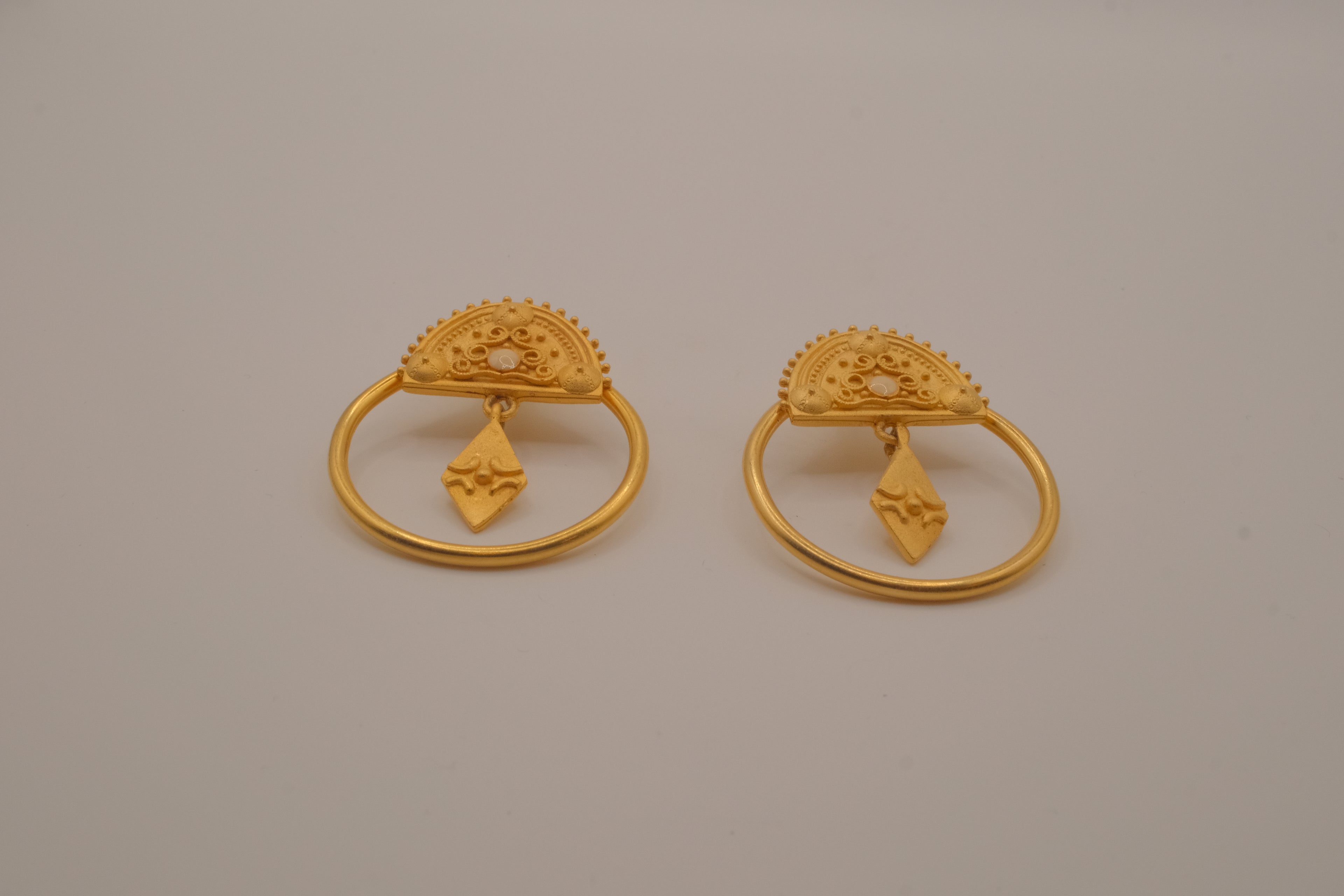 Eastern Mediterranean gold earrings
