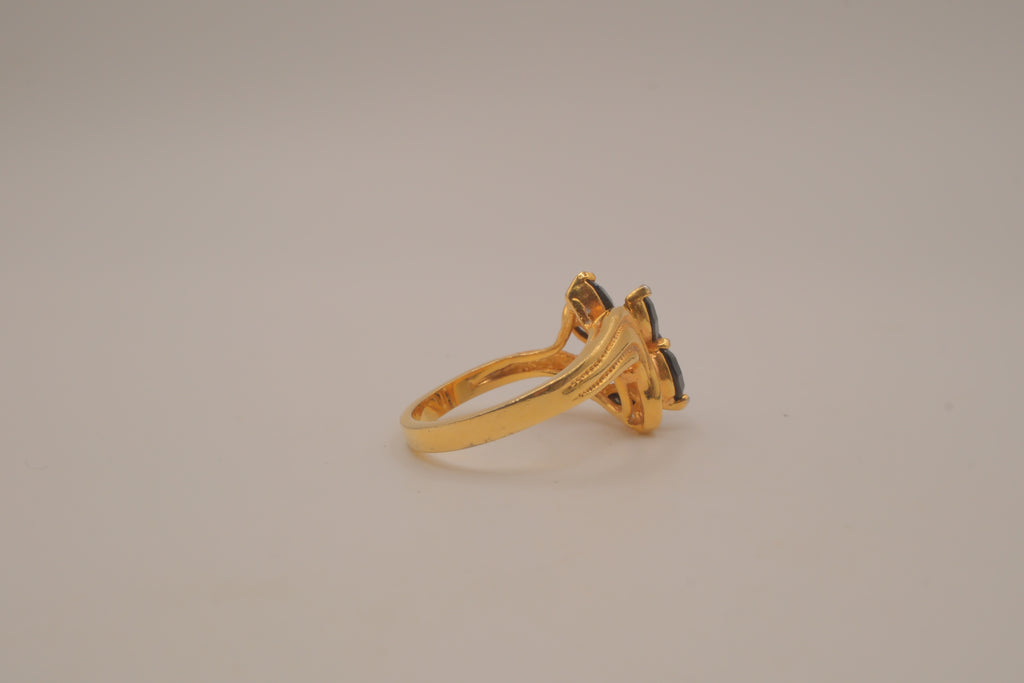 Vintage asymmetrical Black stone cocktail ring