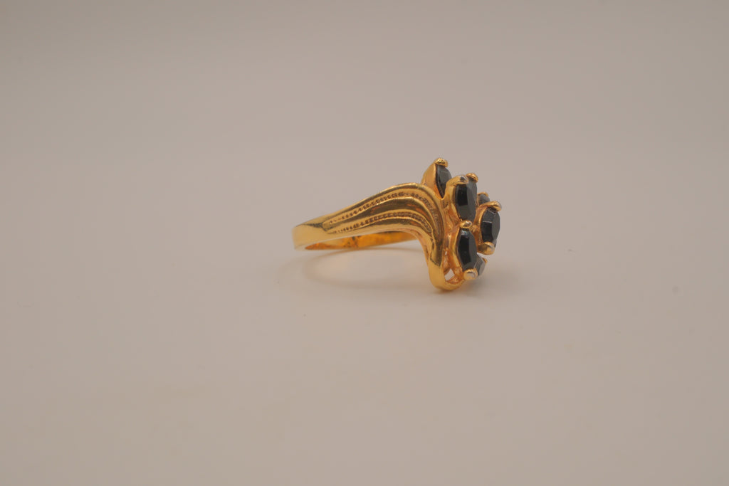 Vintage asymmetrical Black stone cocktail ring
