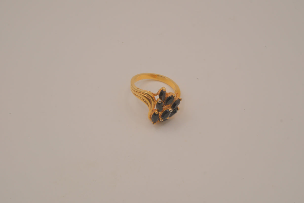 Vintage asymmetrical Black stone cocktail ring