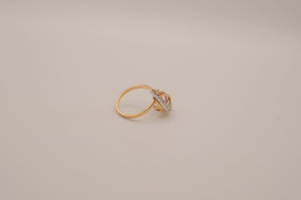 Vintage Sarah Coventry cocktail ring