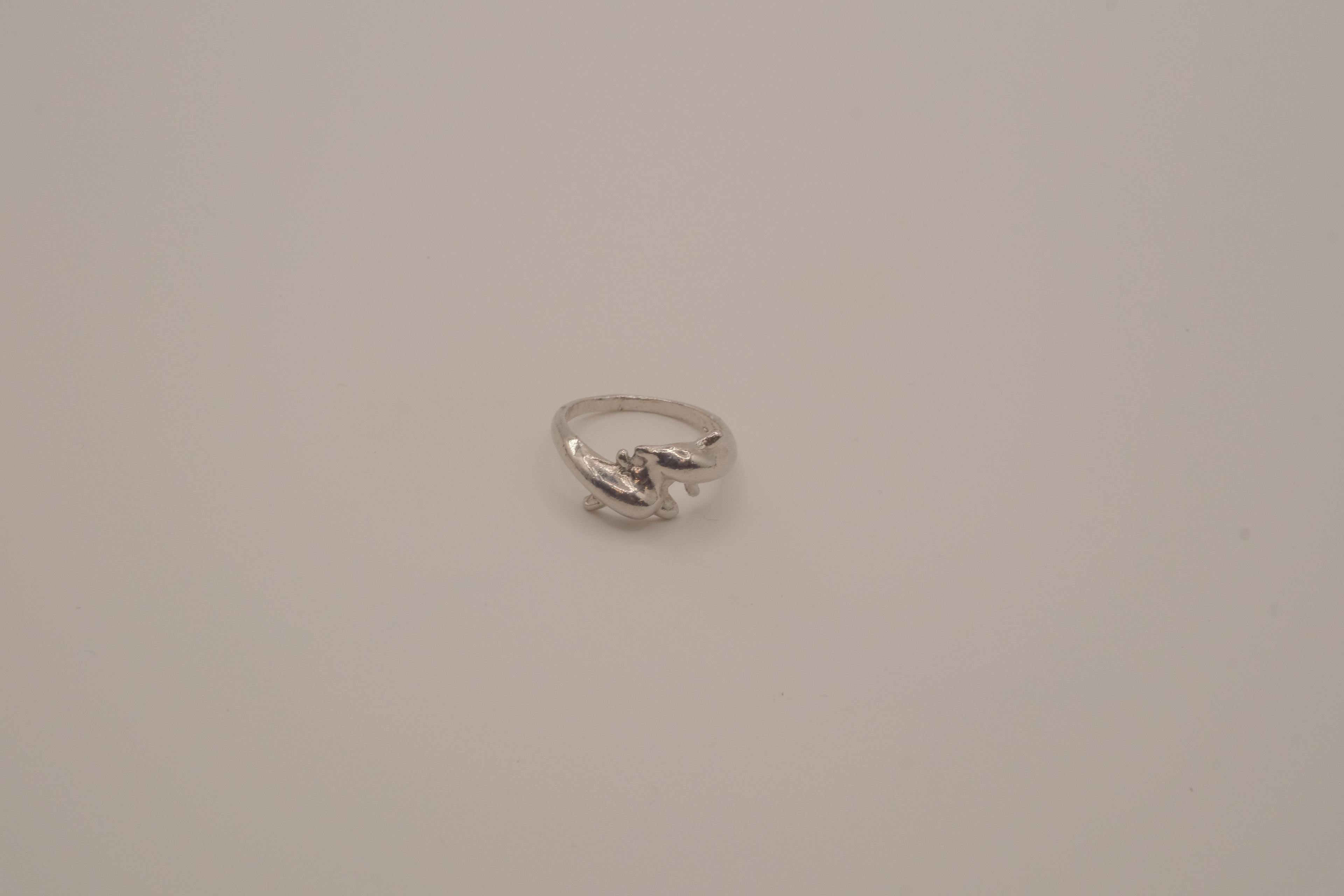 Double dolphin bypass ring