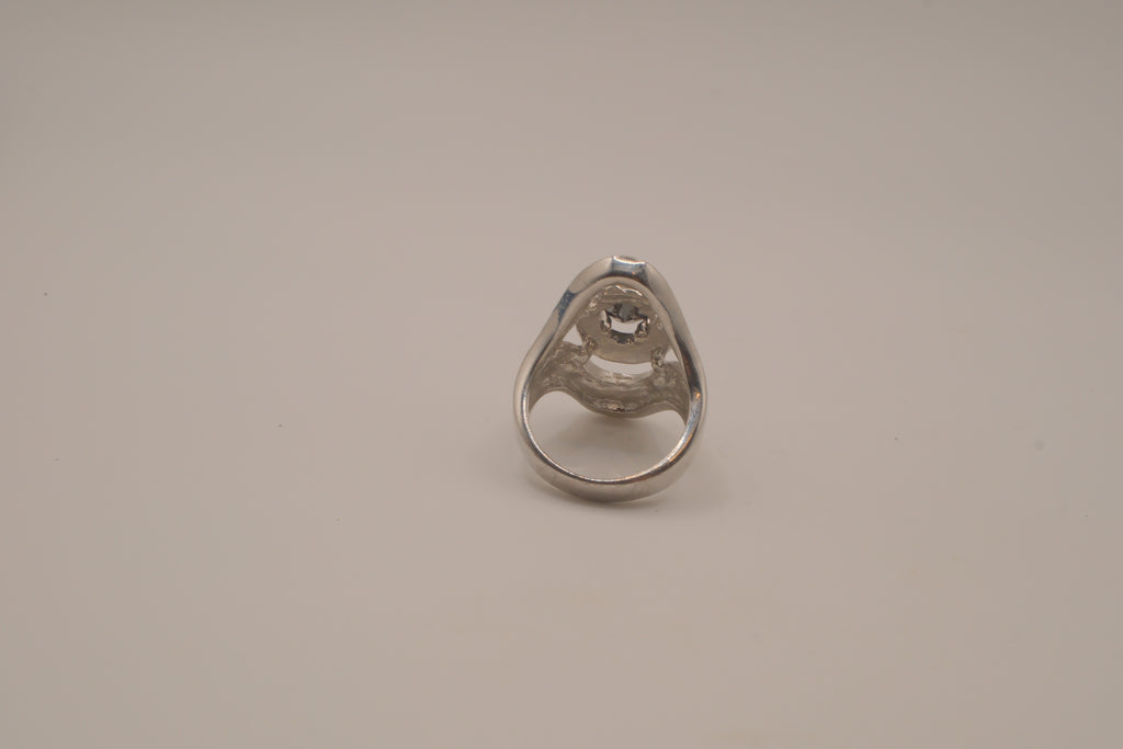 Art Deco oval-cut black stone cocktail ring