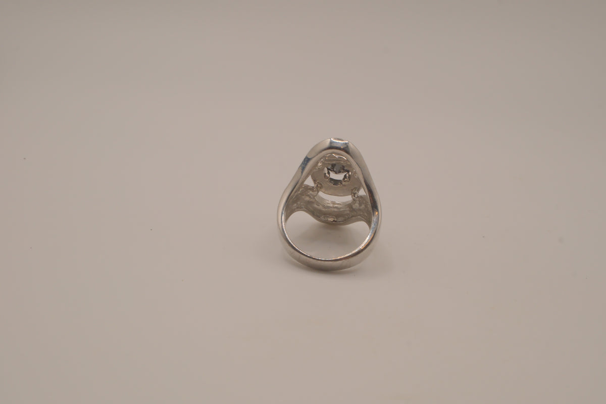 Art Deco oval-cut black stone cocktail ring