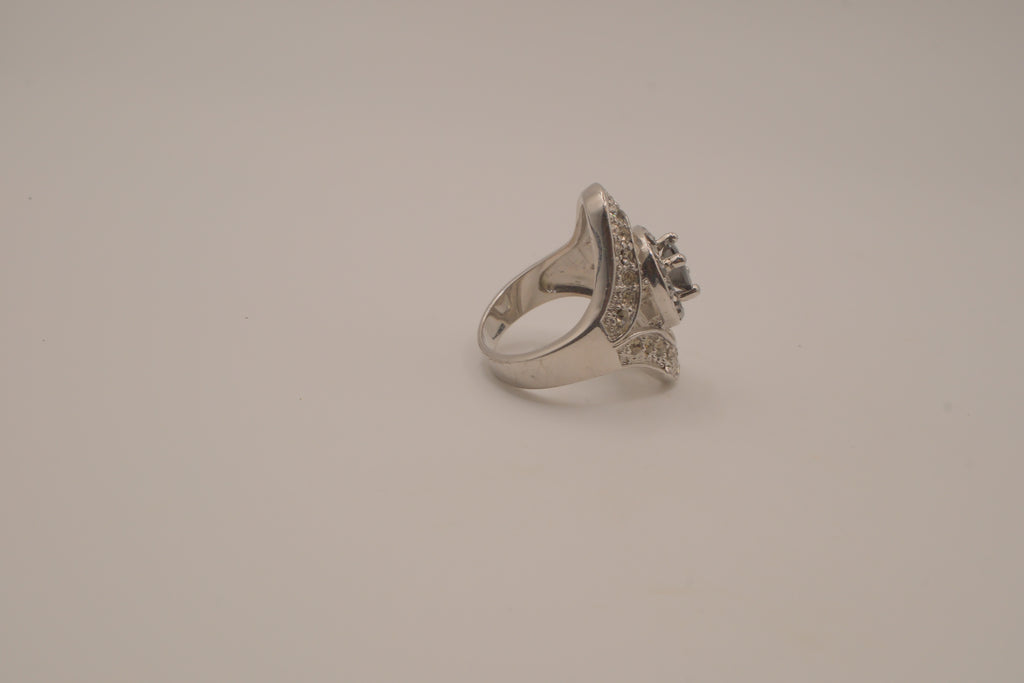 Art Deco oval-cut black stone cocktail ring