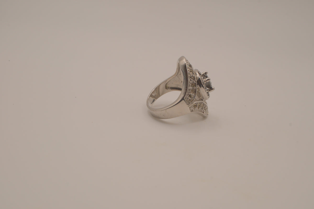 Art Deco oval-cut black stone cocktail ring