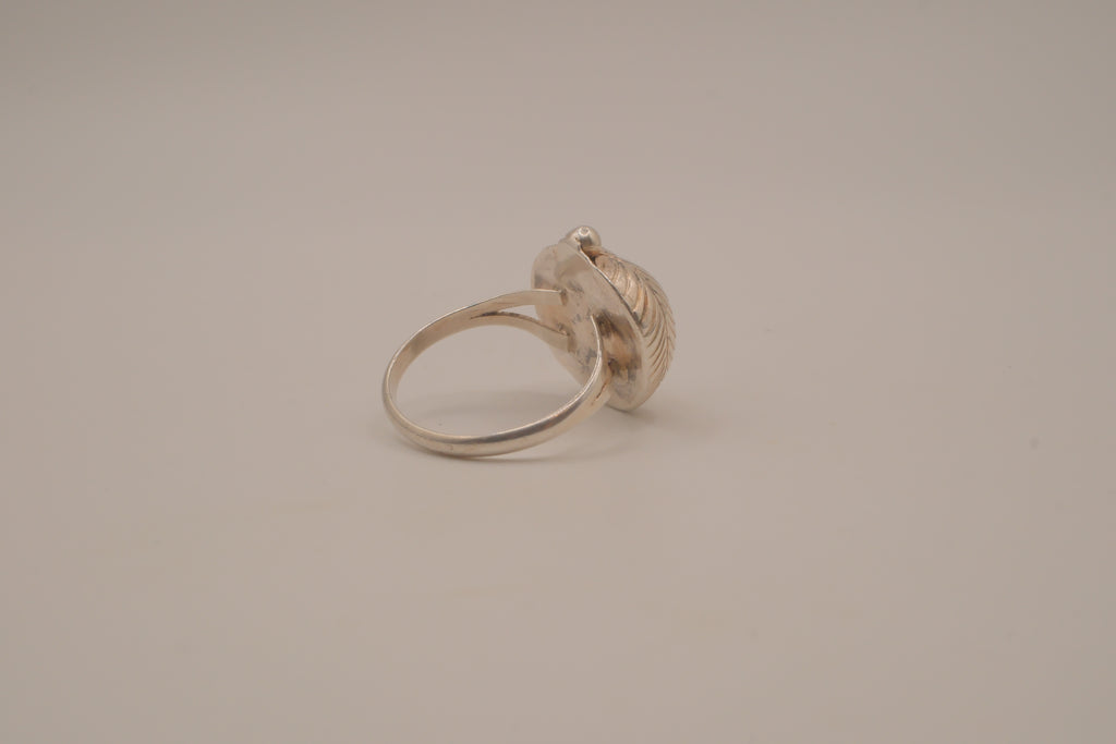 Sterling silver Navajo Cat's eye ring