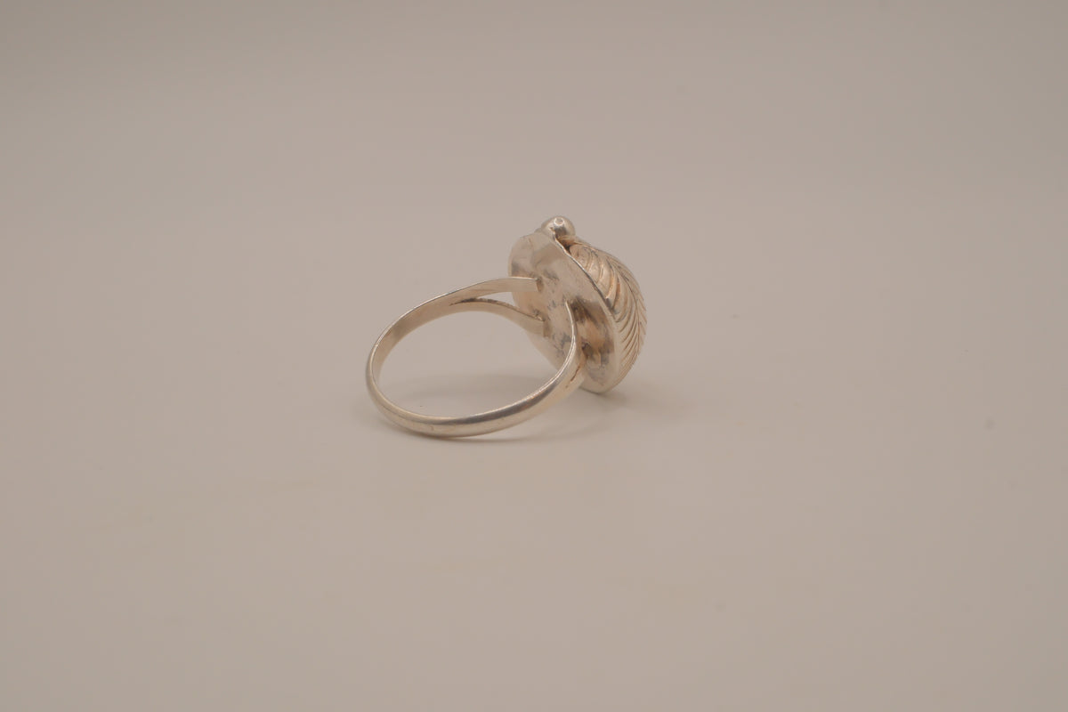 Sterling silver Navajo Cat's eye ring