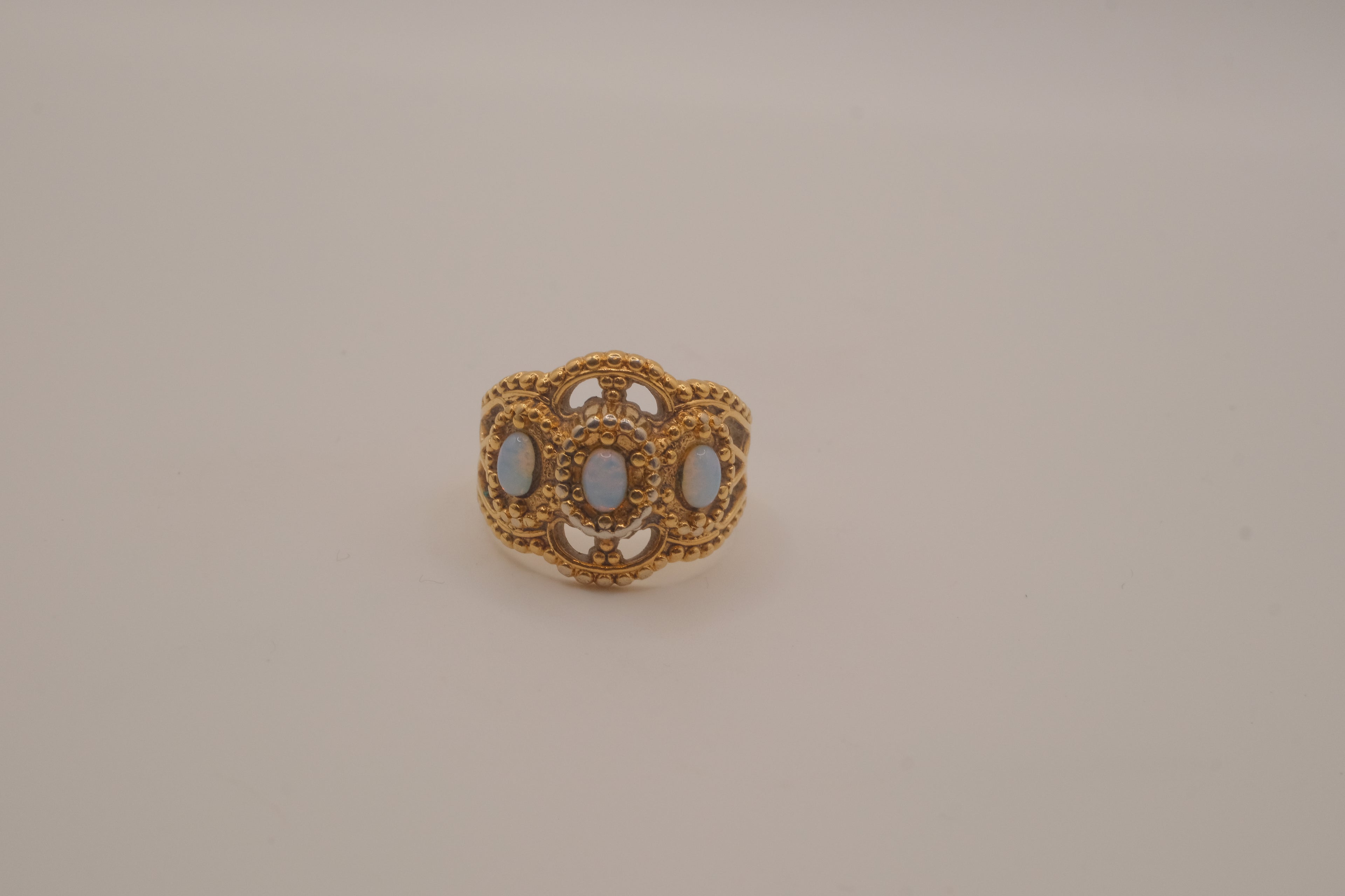 Vintage White Opal gold filigree ring