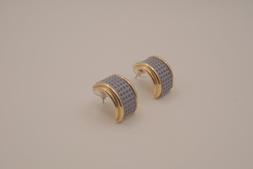 Vintage Weekenders chunky half-hoop earrings&nbsp;