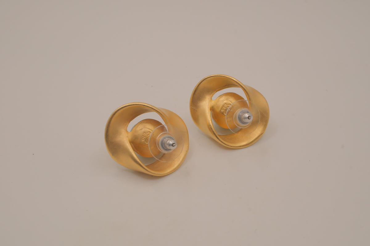 Vintage brushed gold-tone swirl earrings