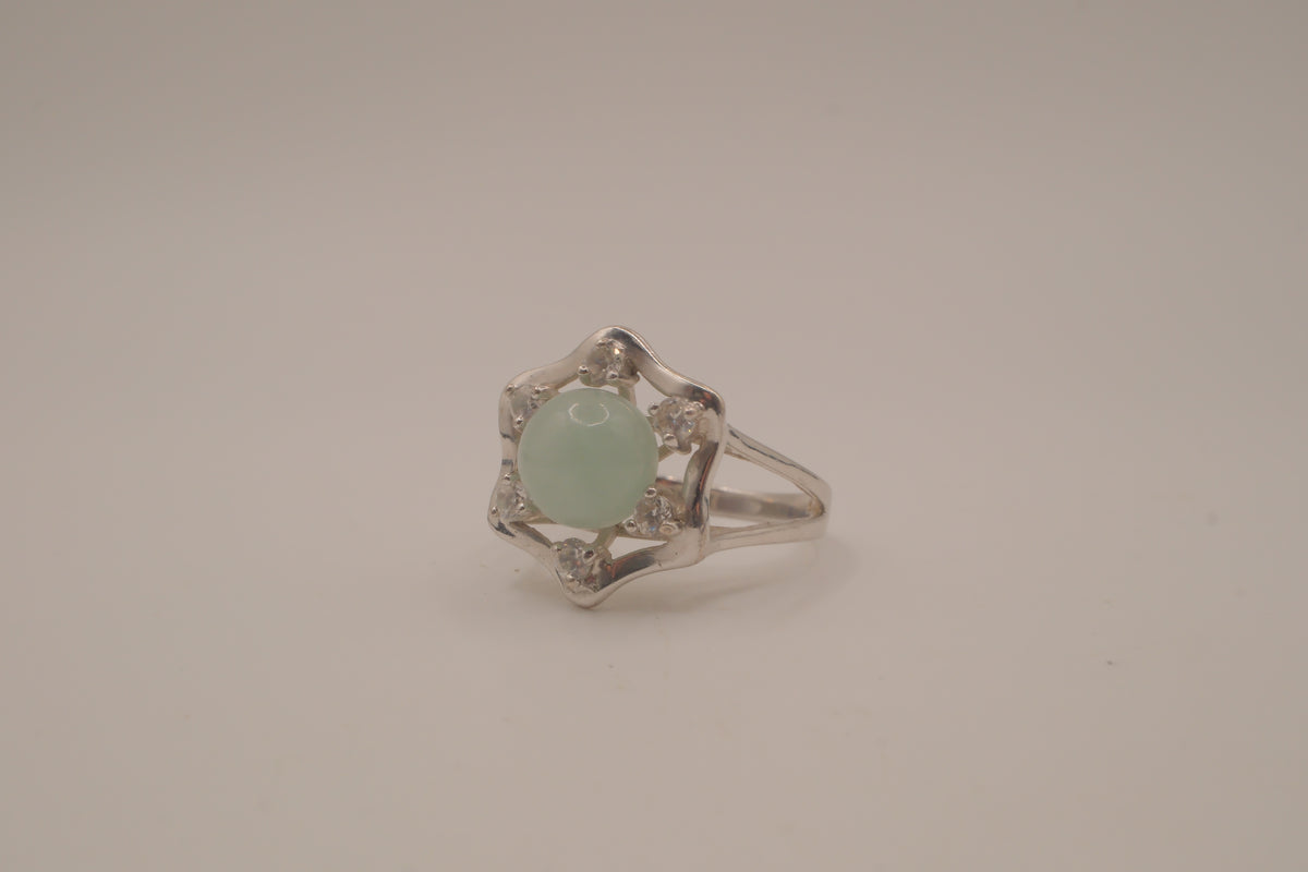 Vintage sterling silver Jade cocktail ring