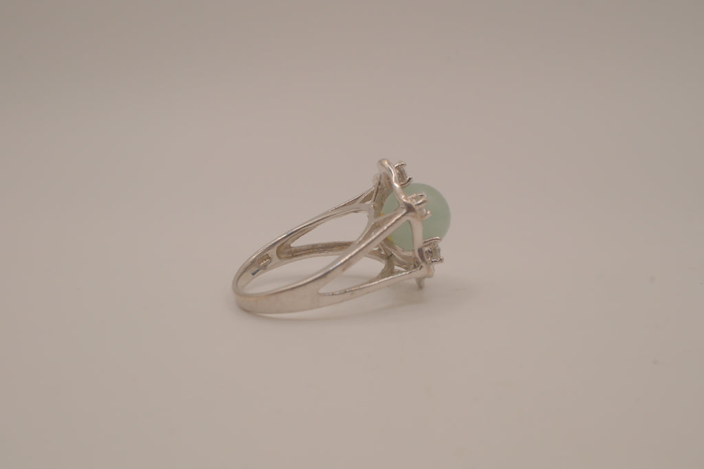 Vintage sterling silver Jade cocktail ring