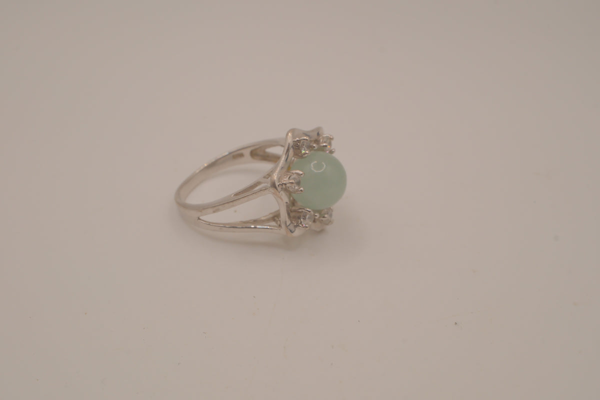 Vintage sterling silver Jade cocktail ring