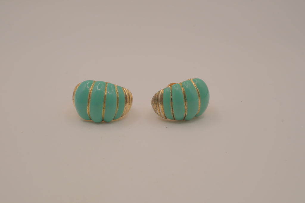 Vintage turquoise ribbed dome clip-on earrings