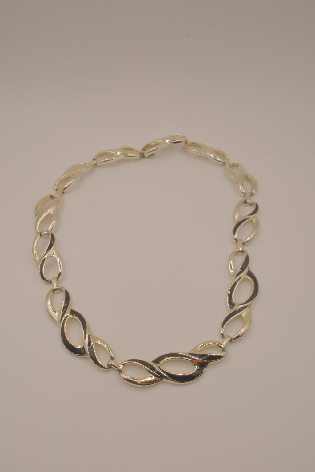 Vintage gold-tone infinity link enamel necklace