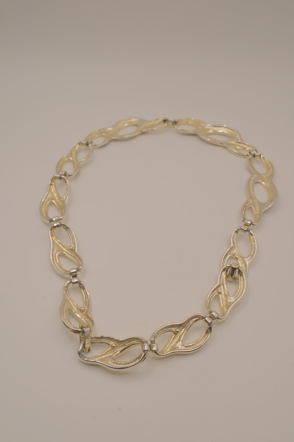 Vintage gold-tone infinity link enamel necklace