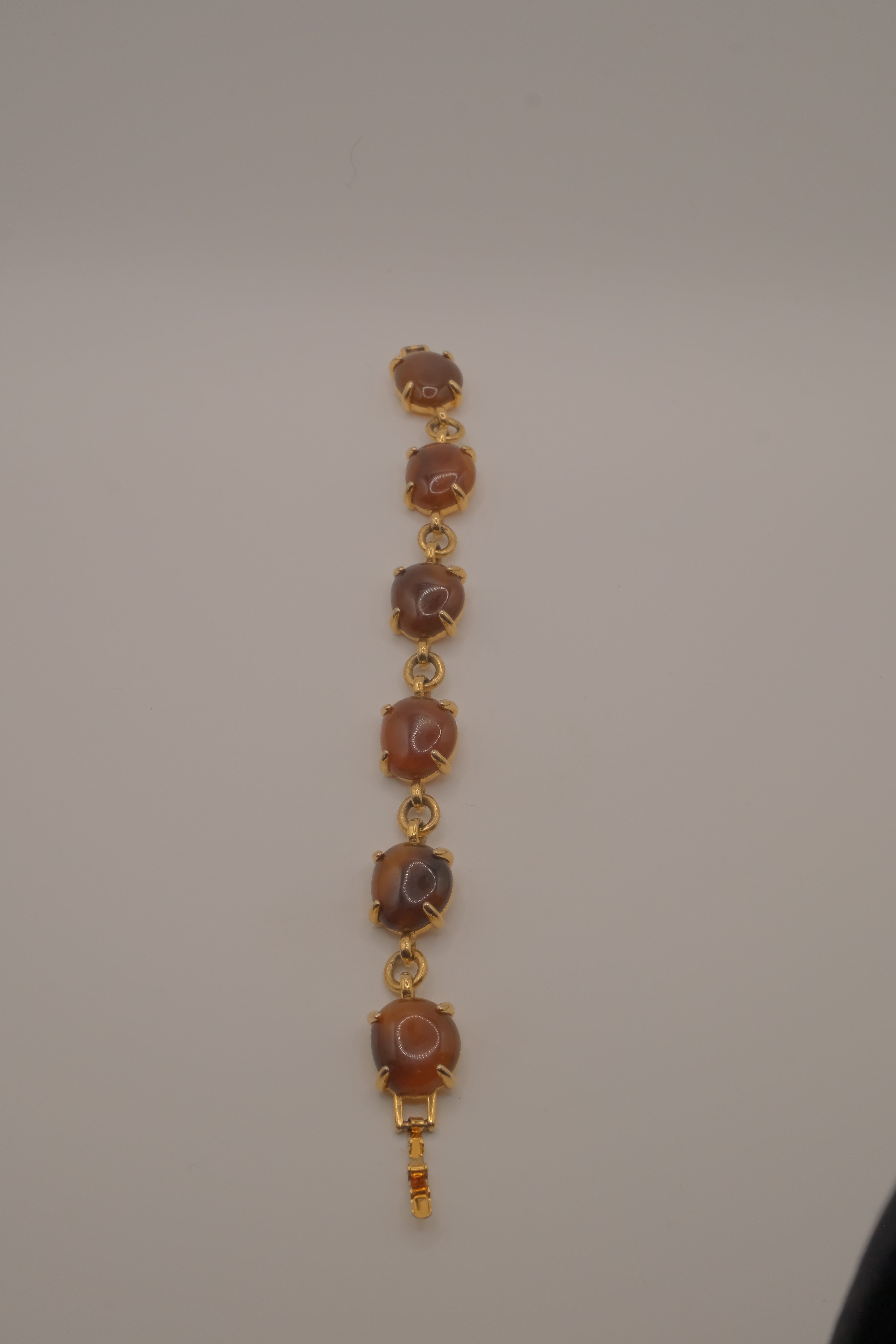 Vintage scarab-style marbled agate link bracelet