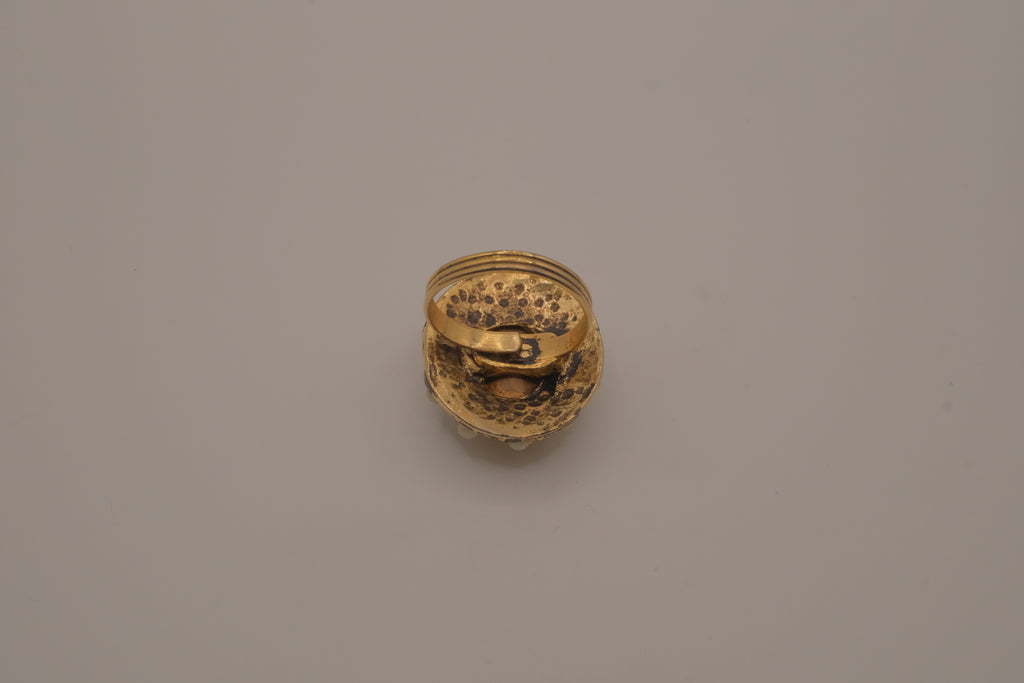 Vintage honey-amber cocktail ring&nbsp;