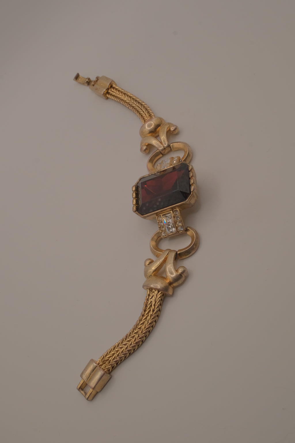 Vintage Victorian-style gold-tone link bracelet