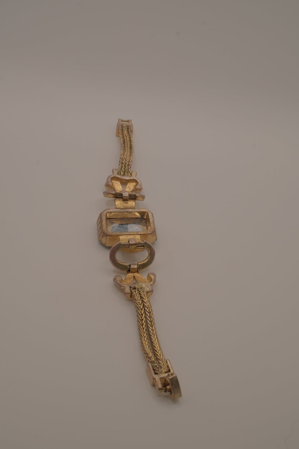 Vintage Victorian-style gold-tone link bracelet