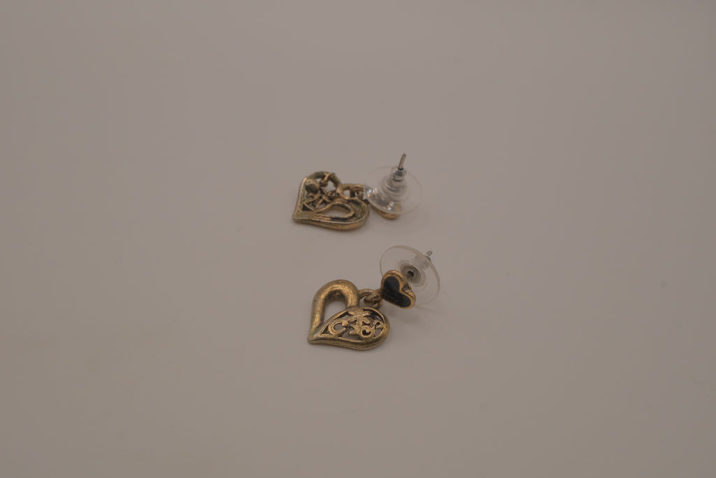 Vintage open heart dangle earring