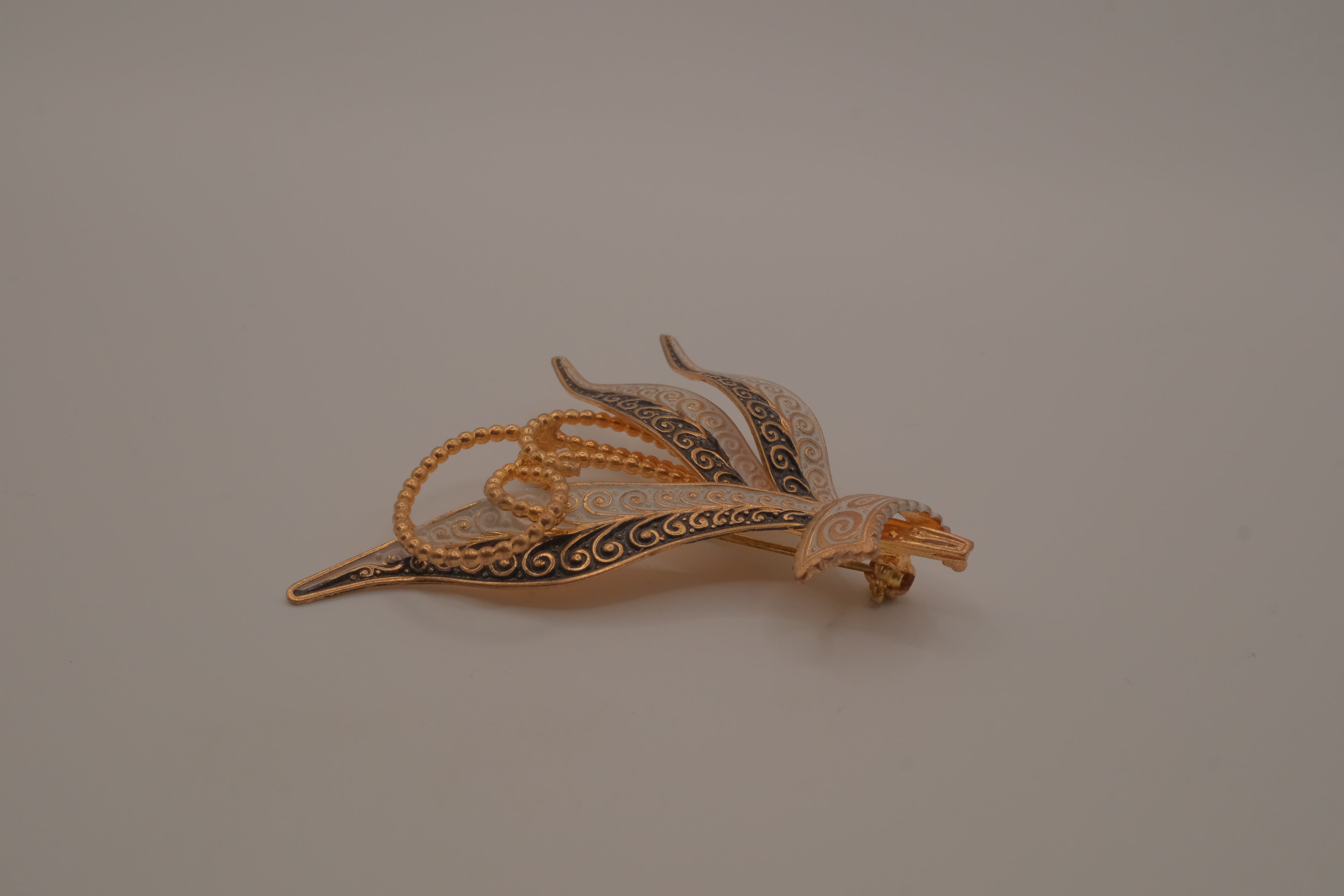 Vintage Spanish Toledo Damascene sword plant brooch