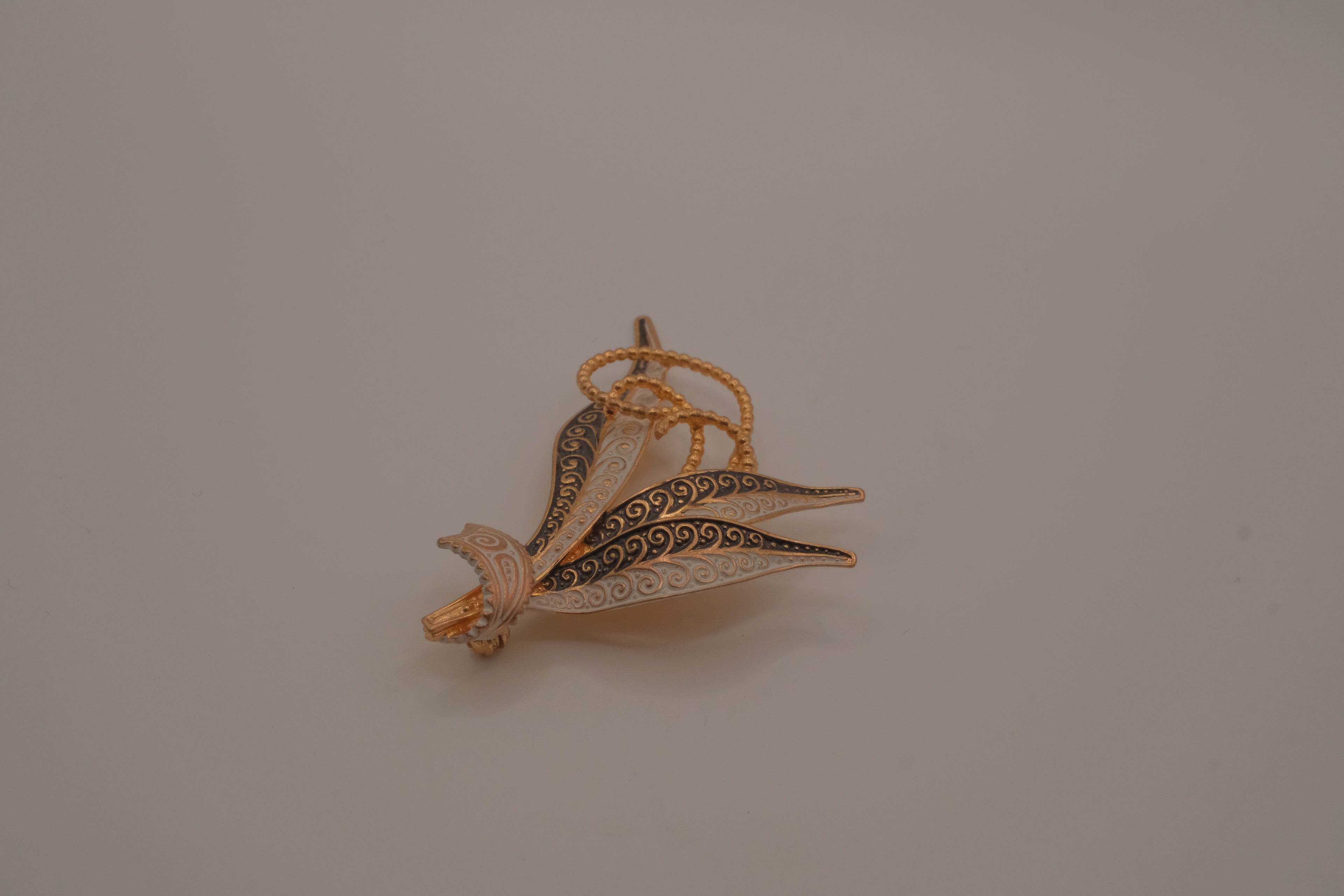 Vintage Spanish Toledo Damascene sword plant brooch