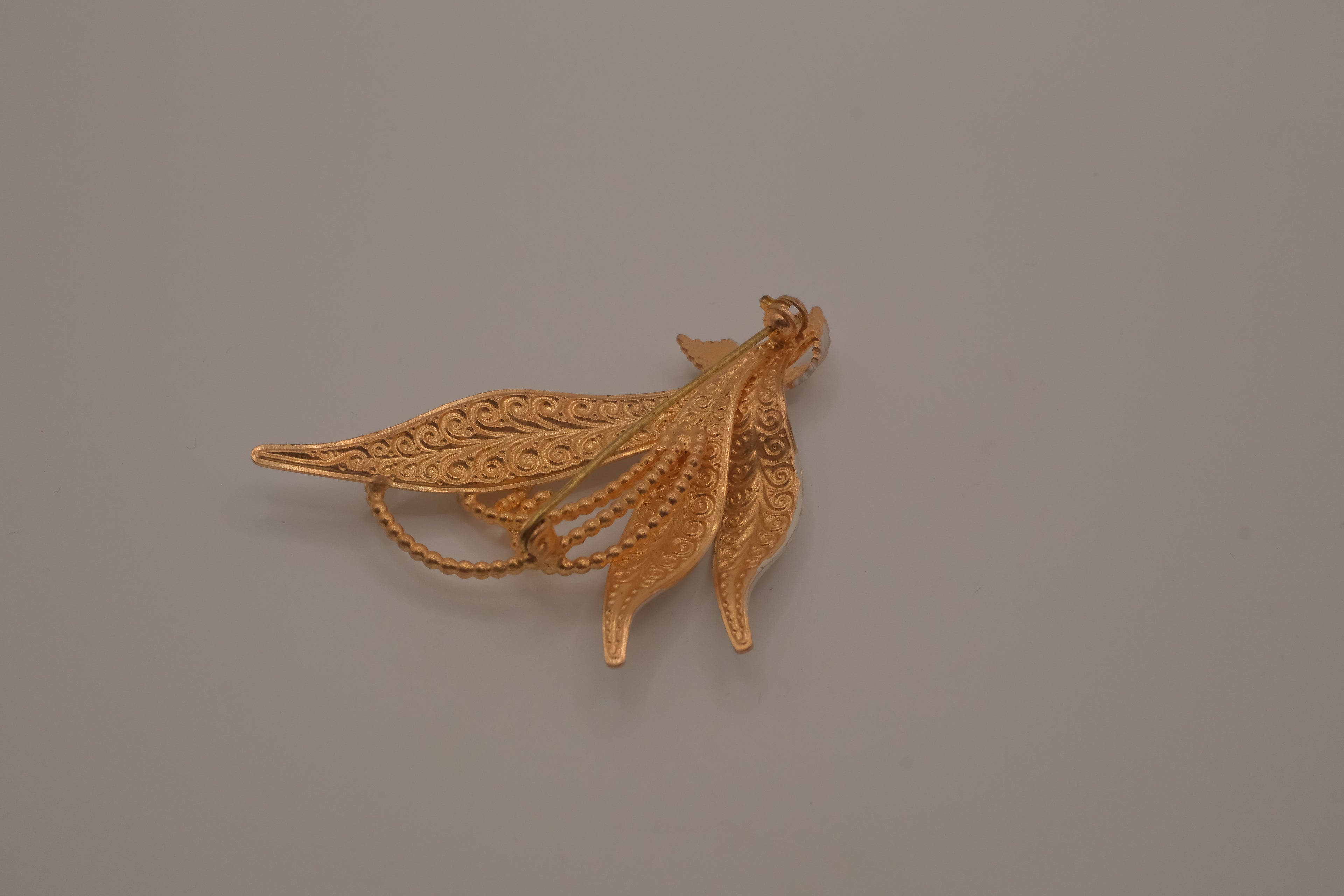 Vintage Spanish Toledo Damascene sword plant brooch
