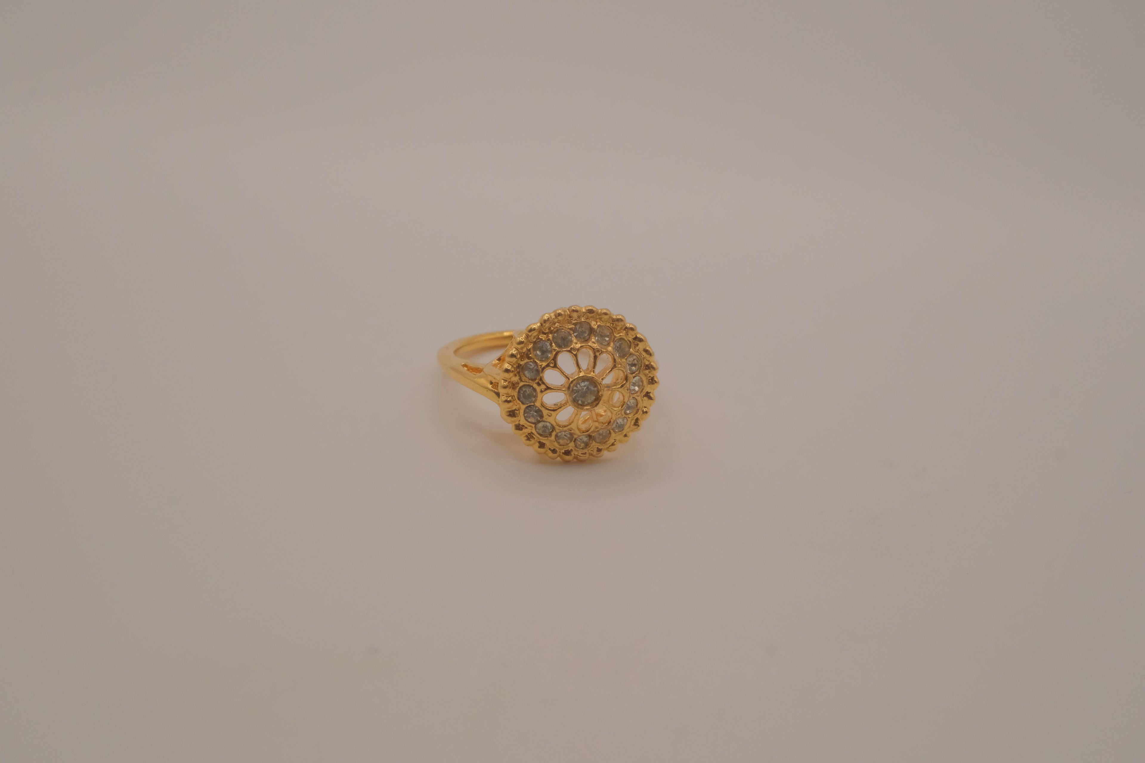 Vintage gold statement ring