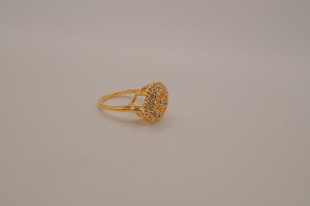 Vintage gold statement ring