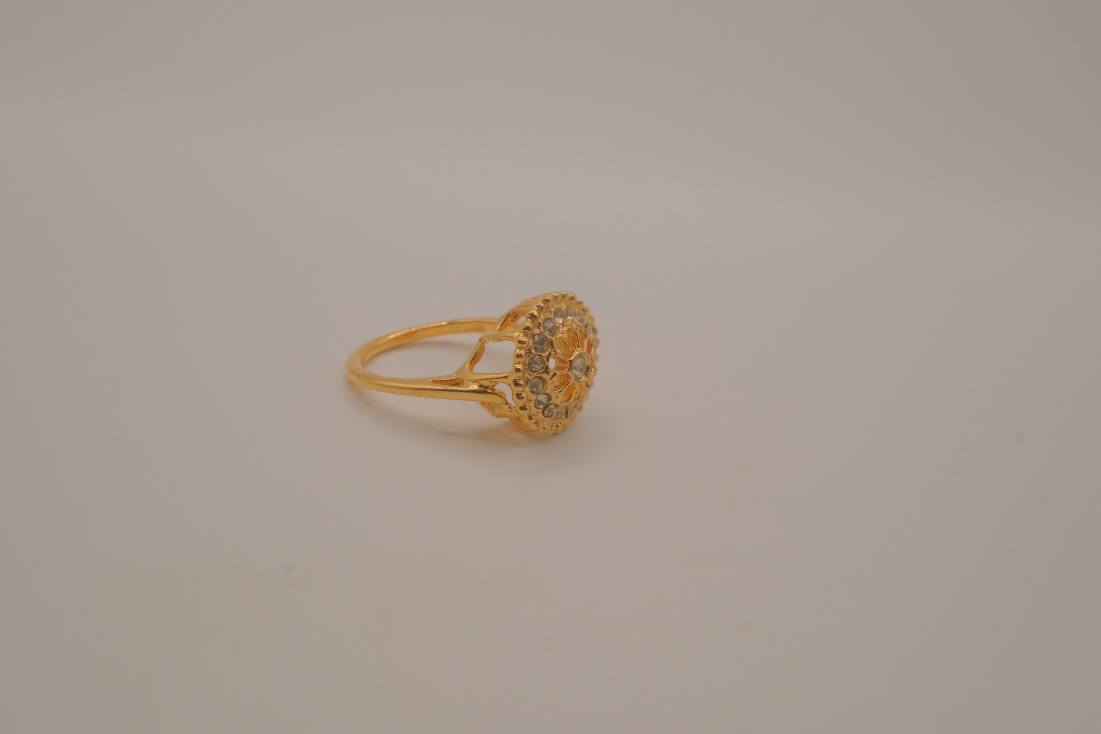Vintage gold statement ring