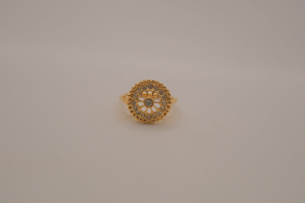 Vintage gold statement ring