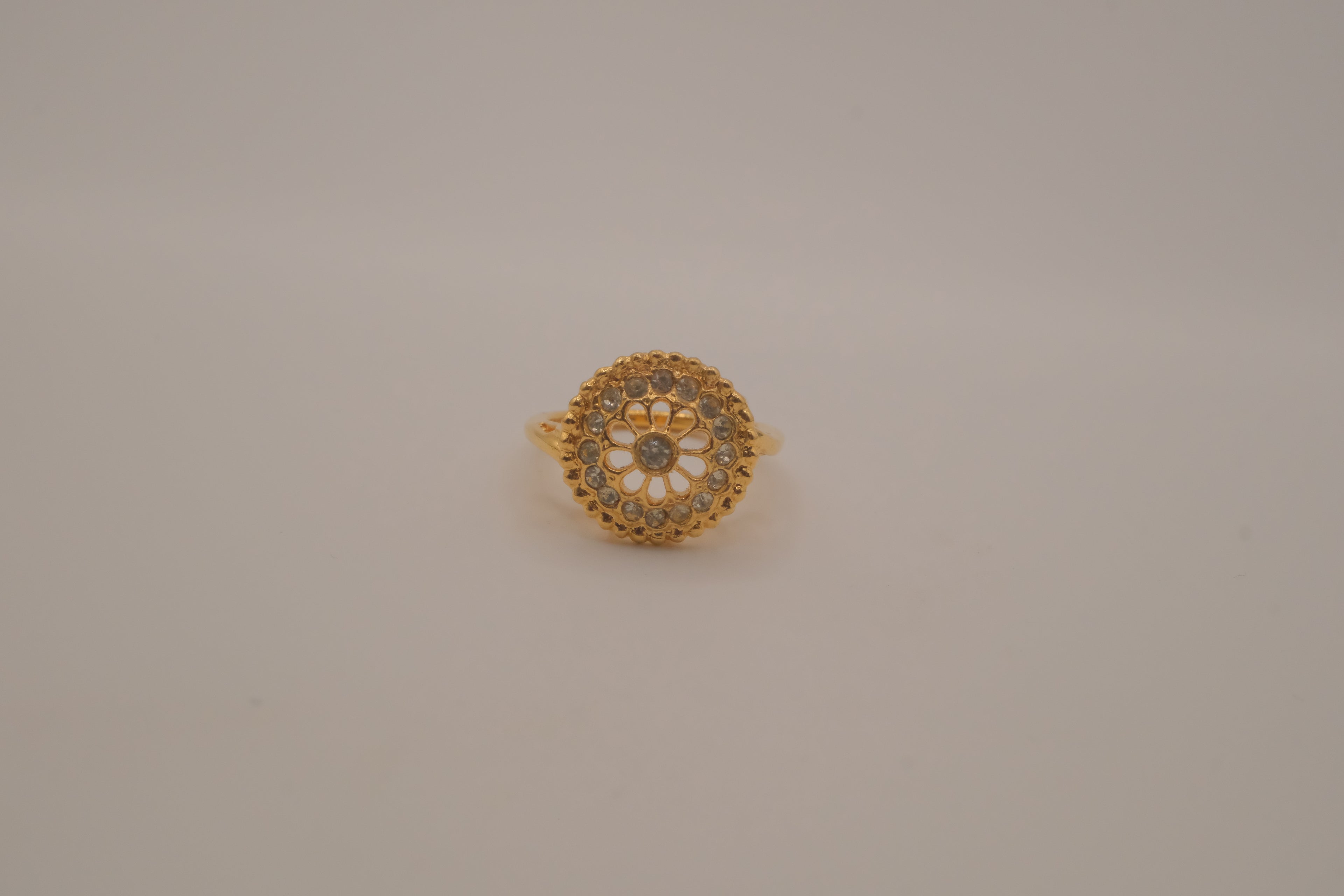 Vintage gold statement ring