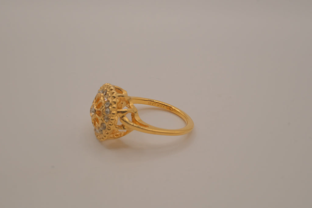 Vintage gold statement ring