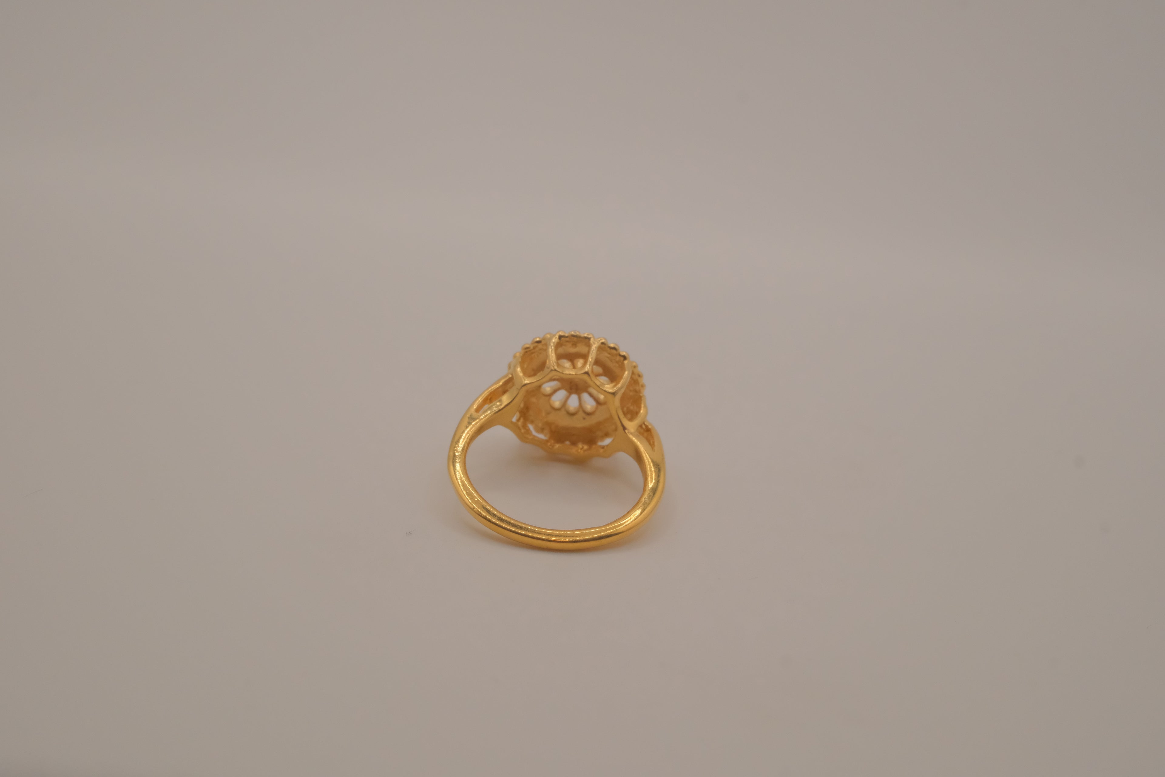 Vintage gold statement ring