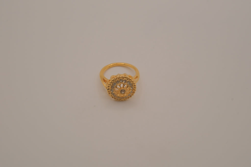 Vintage gold statement ring
