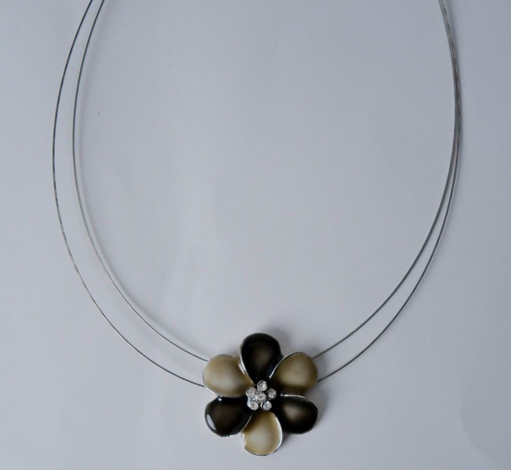 Vintage Enamel Flower Choker