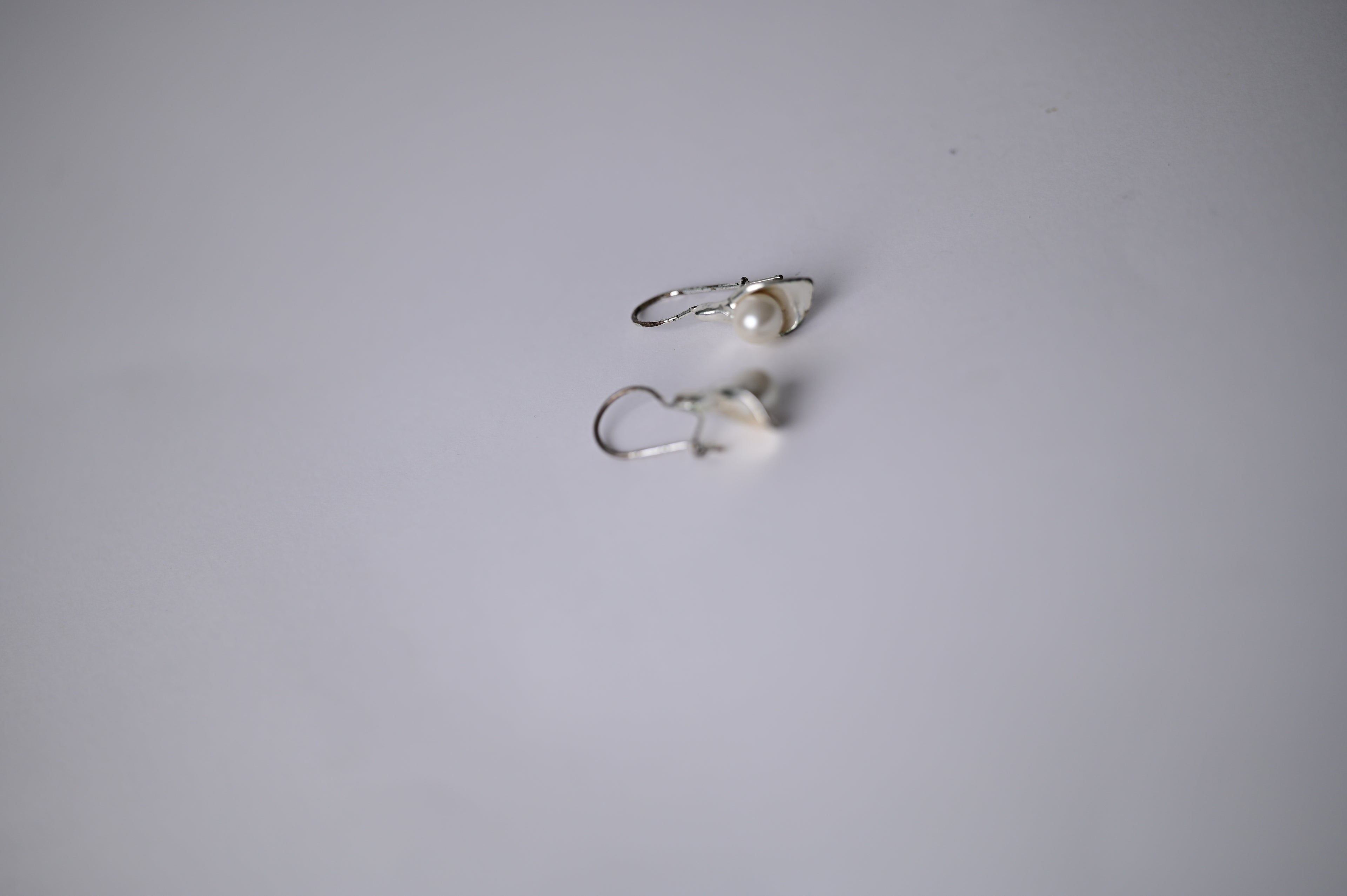 Vintage Avon Cala Lily Silver Earrings