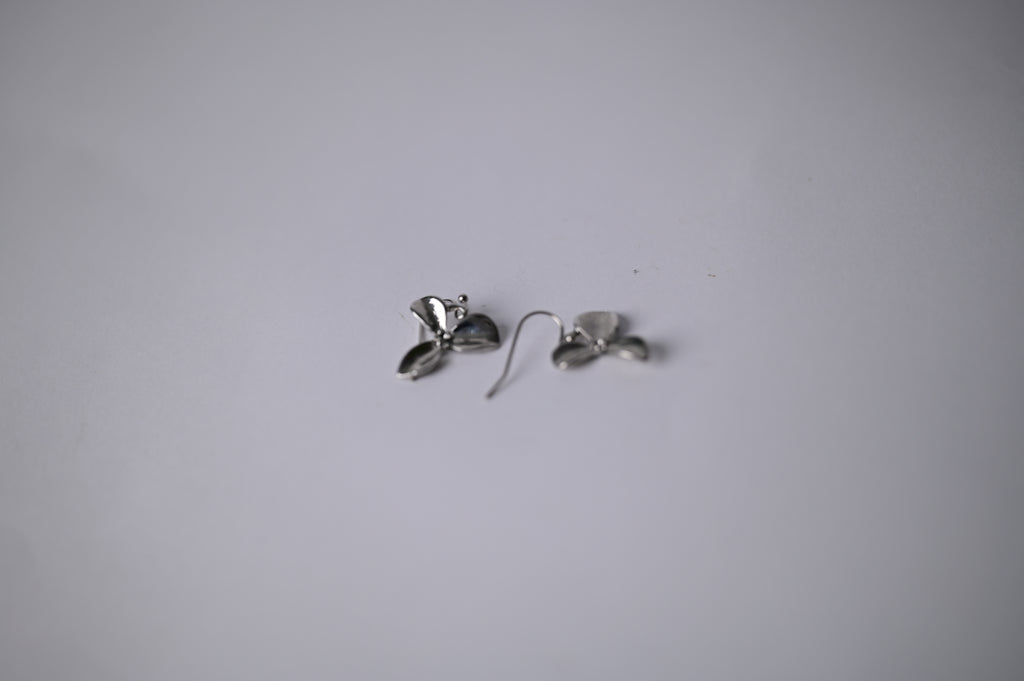 Vintage Silver Flower Earrings