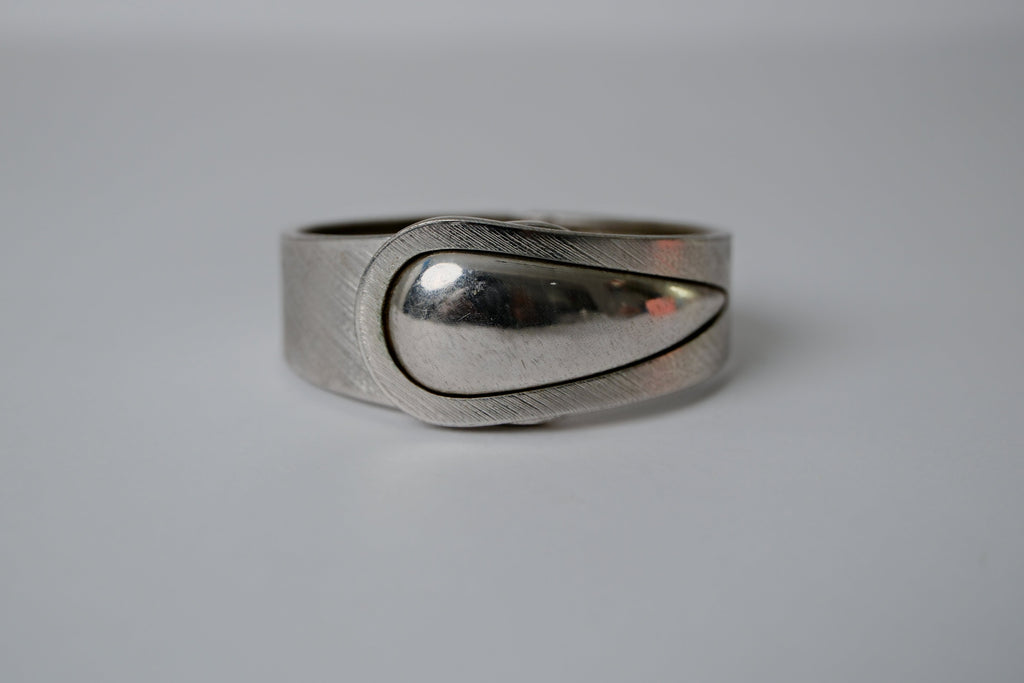 Vintage Sarah Cov Hinged Cuff Bracelet