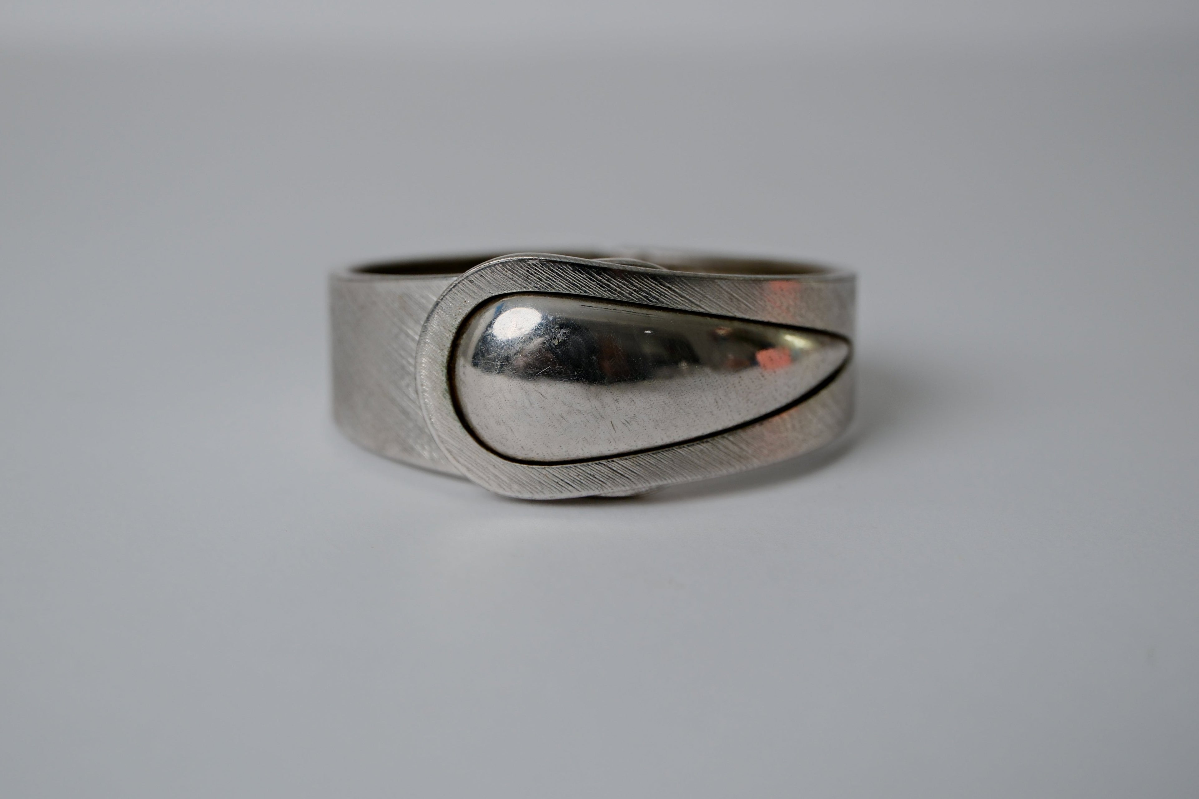 Vintage Sarah Cov Hinged Cuff Bracelet